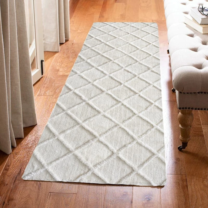 (B813) Ivory Diamond Tufted Runner, 2x7 5 (B813) Ivory Diamond Tufted Runner, 2x7 - Image 5