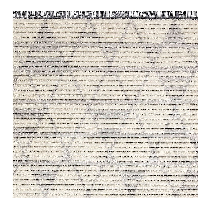 (C185) Tracey Boyd Elizabeth Grey Diamond Design Area Rug, 4x6 2 (C185) Tracey Boyd Elizabeth Grey Diamond Design Area Rug, 4x6 - Image 2