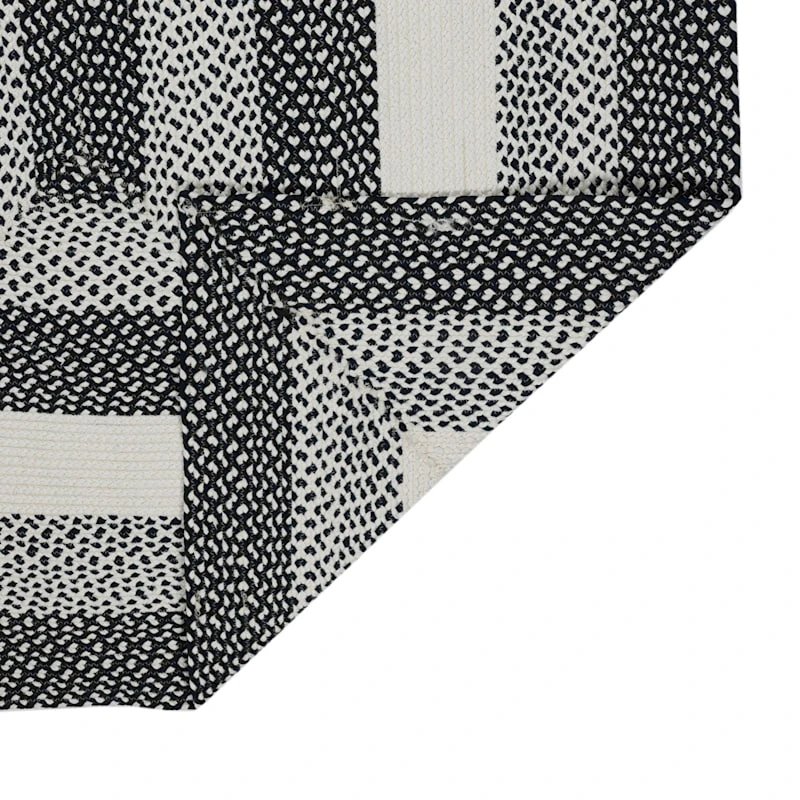 (D515) Black & White Braided Area Rug, 5x7 3 (D515) Black & White Braided Area Rug, 5x7 - Image 3