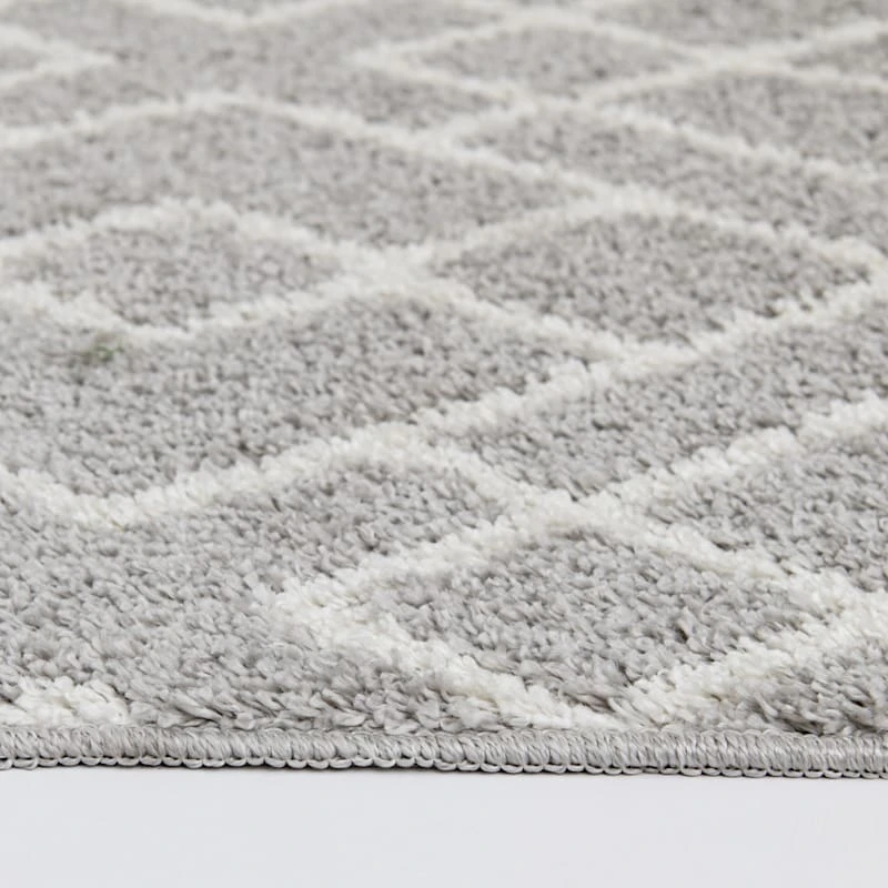 (D558) Salinas Grey & White Diamond Design Runner, 2x7 4 (D558) Salinas Grey & White Diamond Design Runner, 2x7 - Image 4